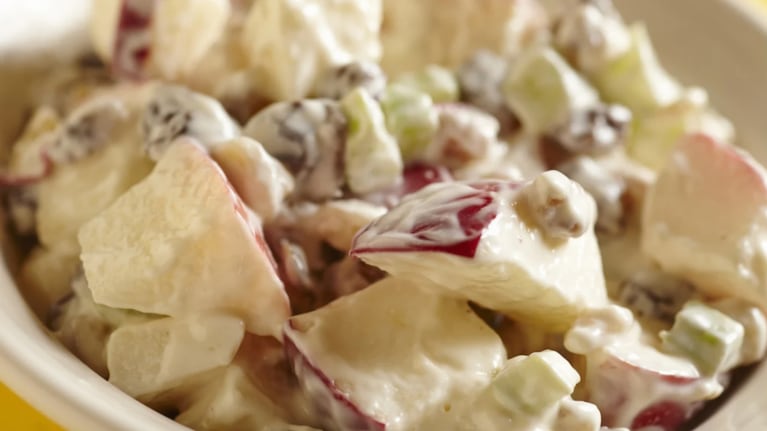 Ensalada waldorf: la receta para una opción distinta y fresca