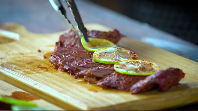Entraña picante con batatas doradas: la mejor receta para tu cocina