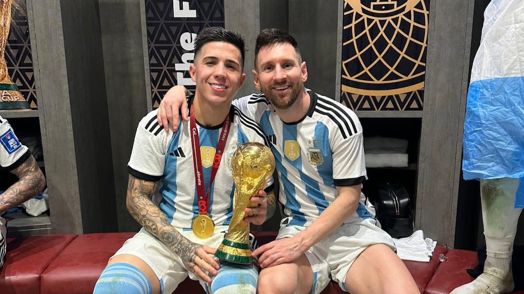 Enzo Fernández's heartfelt message to Leo Messi after his retirement from the National Team: “What luck I had”