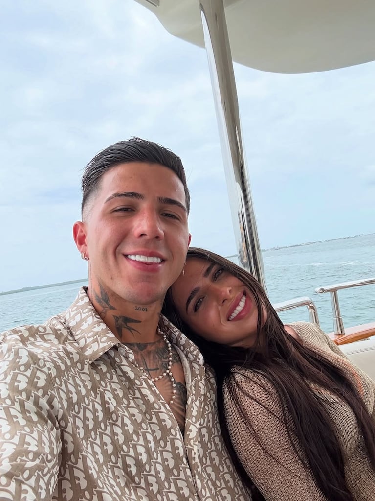 Enzo Fernández y Valentina Cervantes. Foto: Instagram @enzojfernandez