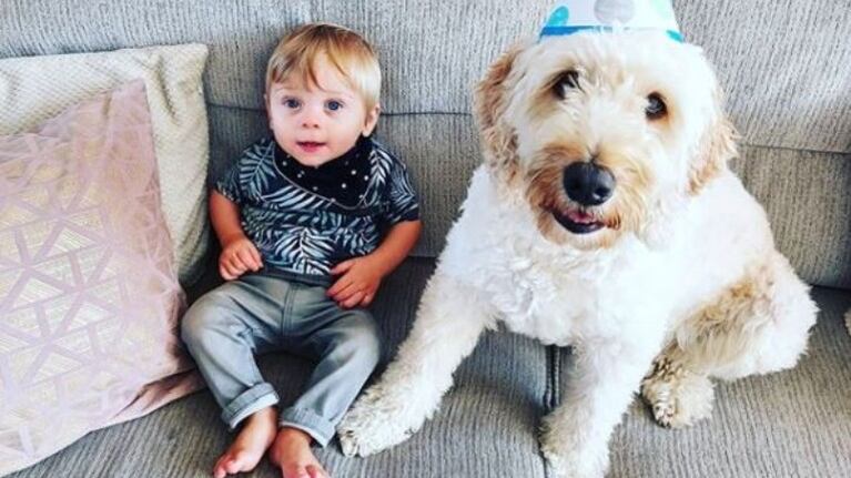 Enzo y Cody comparten un vínculo de amistad que traspasa cualquier barrera