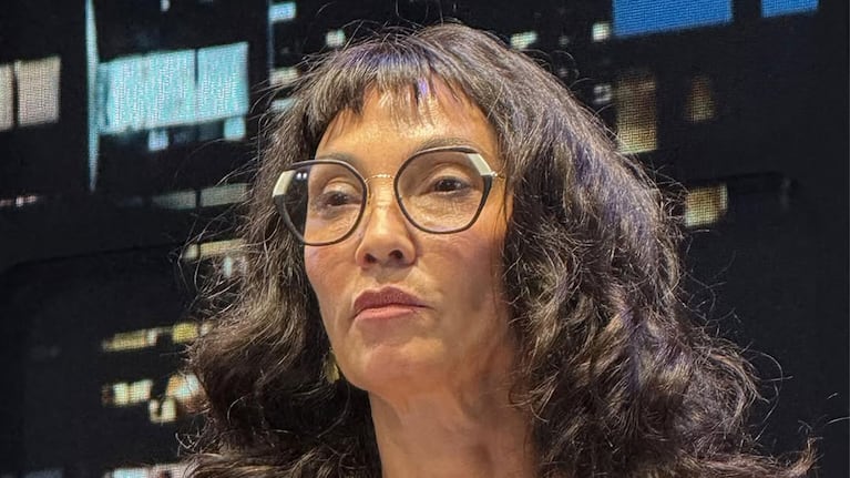 Ernestina Pais.