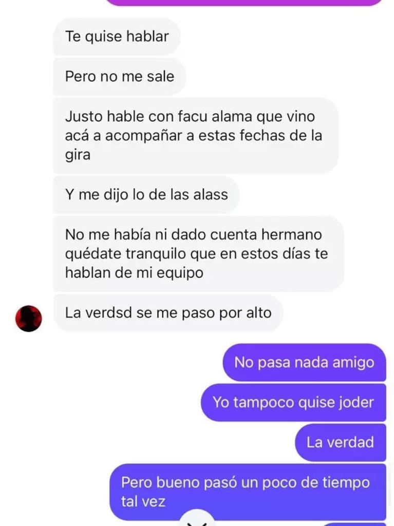Escándalo con Duki: el tatuador de sus icónicas “alitas” lo denunció por uso indebido de su obra. Crédito: Instagram