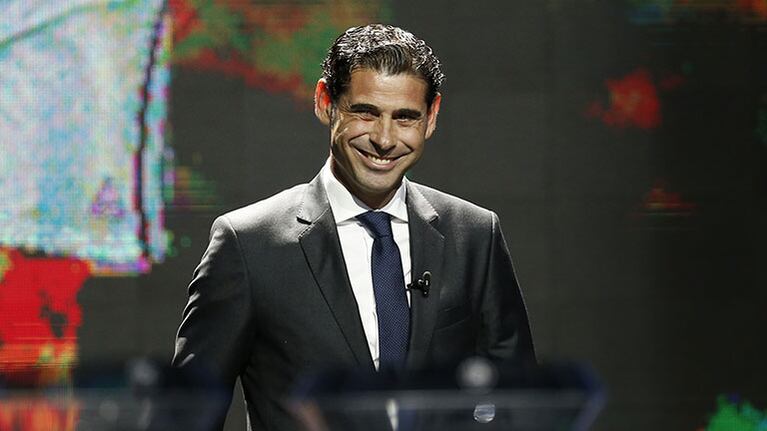 España cambió al DT a horas del Mundial: echó a Julen Lopetegui y contrató a Fernando Hierro. Foto: AFP