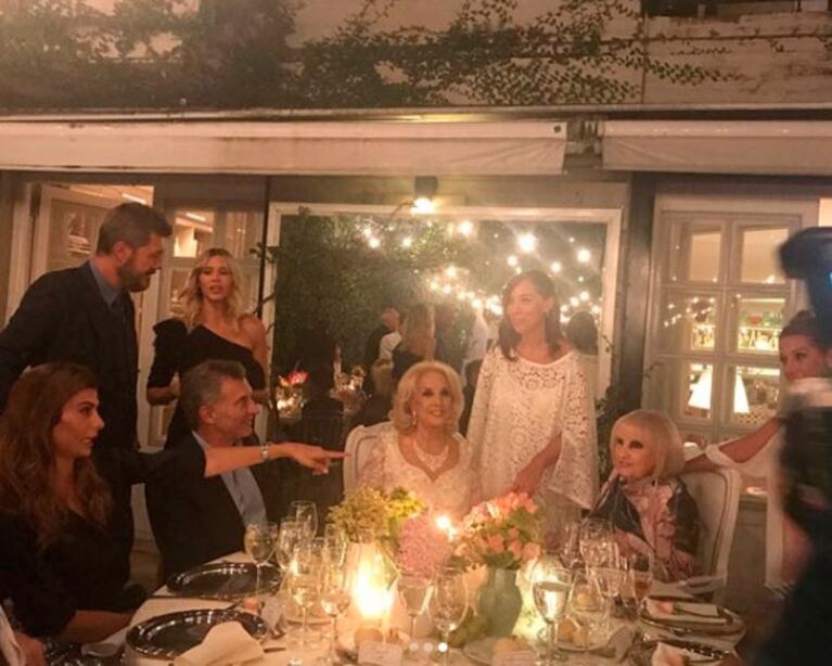 Espiá la intimidad del cumpleaños de Mirtha Legrand: súper famosos, mariachis y más