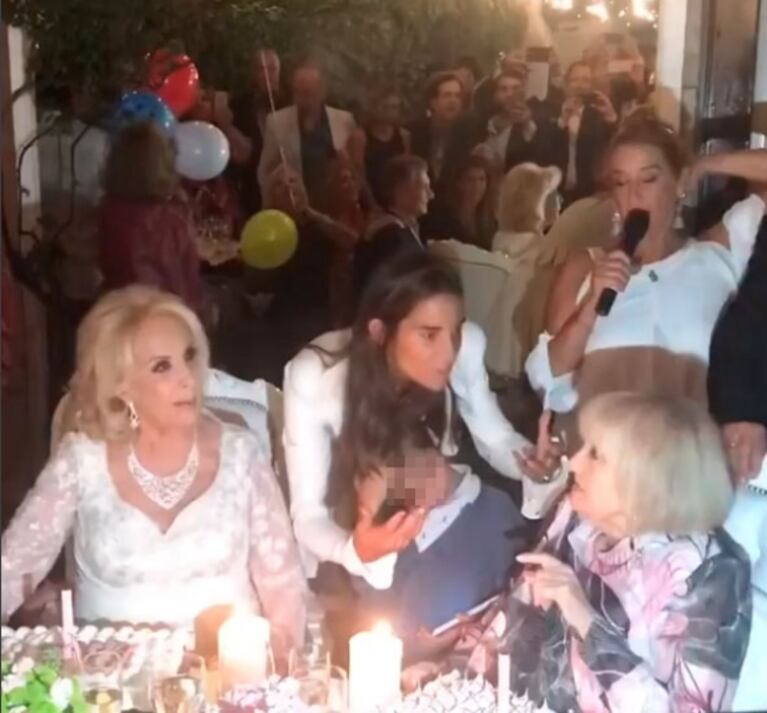 Espiá la intimidad del cumpleaños de Mirtha Legrand: súper famosos, mariachis y más