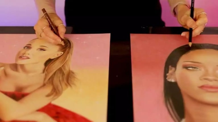 Esta artista pinta retratos increíbles... haciendo cuatro a la vez