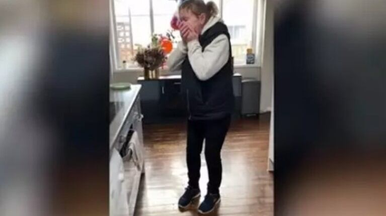 Esta mujer grabó la reacción de sorpresa de su madre al saber que está esperando gemelos