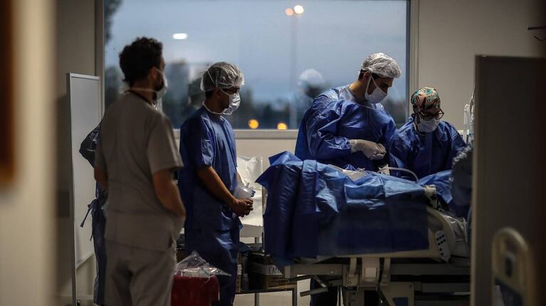 Estamos en el famoso pico y se vienen dos meses duros: el análisis de un asesor del Gobierno 