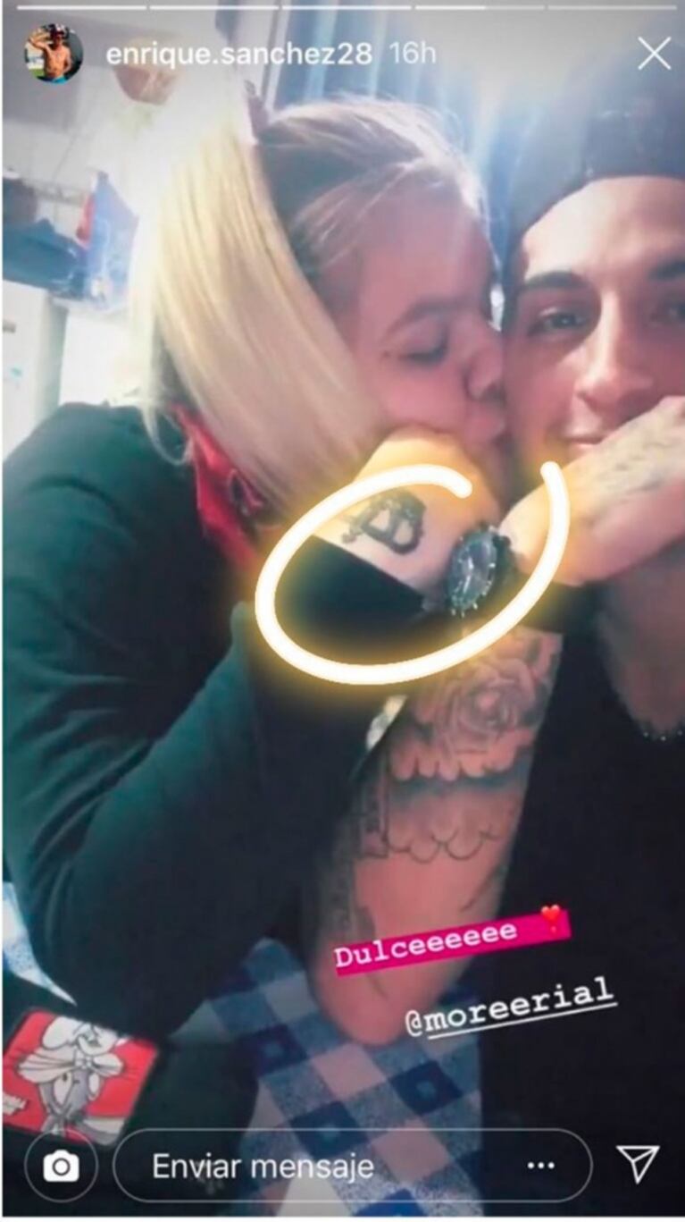 ¡Están a full! Morena Rial y Enrique Sánchez se hicieron el mismo tatuaje: las fotos del llamativo diseño