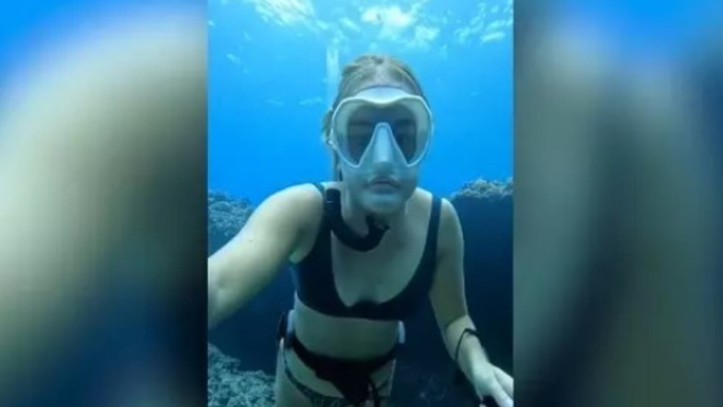 Estas buceadoras descubren una bonita sorpresa en el interior de una cueva marina