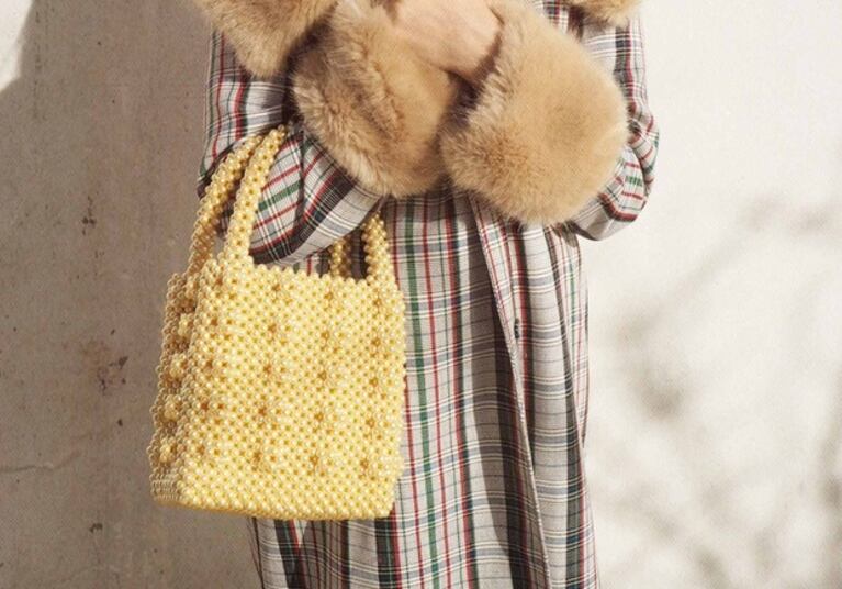 Este bolso de moda evoca la infancia