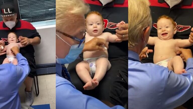 Este doctor distrae a un bebé de seis meses con cosquillas y canciones antes de vacunarlo