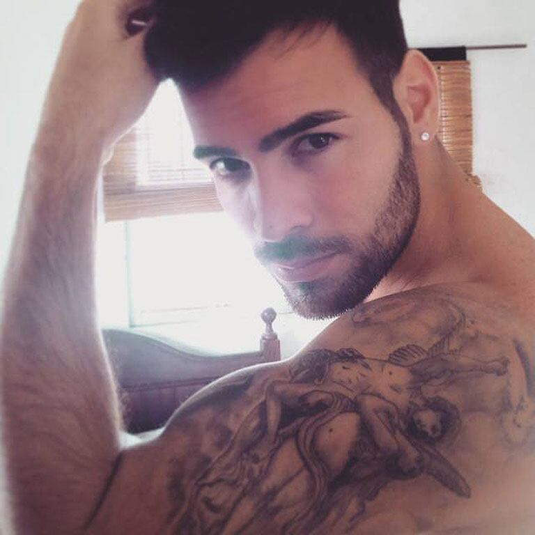 Este es Alexander Fernández, el nuevo novio de Gisela Bernal. (Foto: facebook.com/aleexandr)
