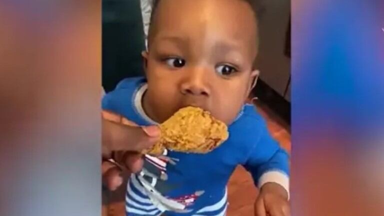 Este padre se sorprendió al ver que un delicioso pollo frito animó a su hijo.