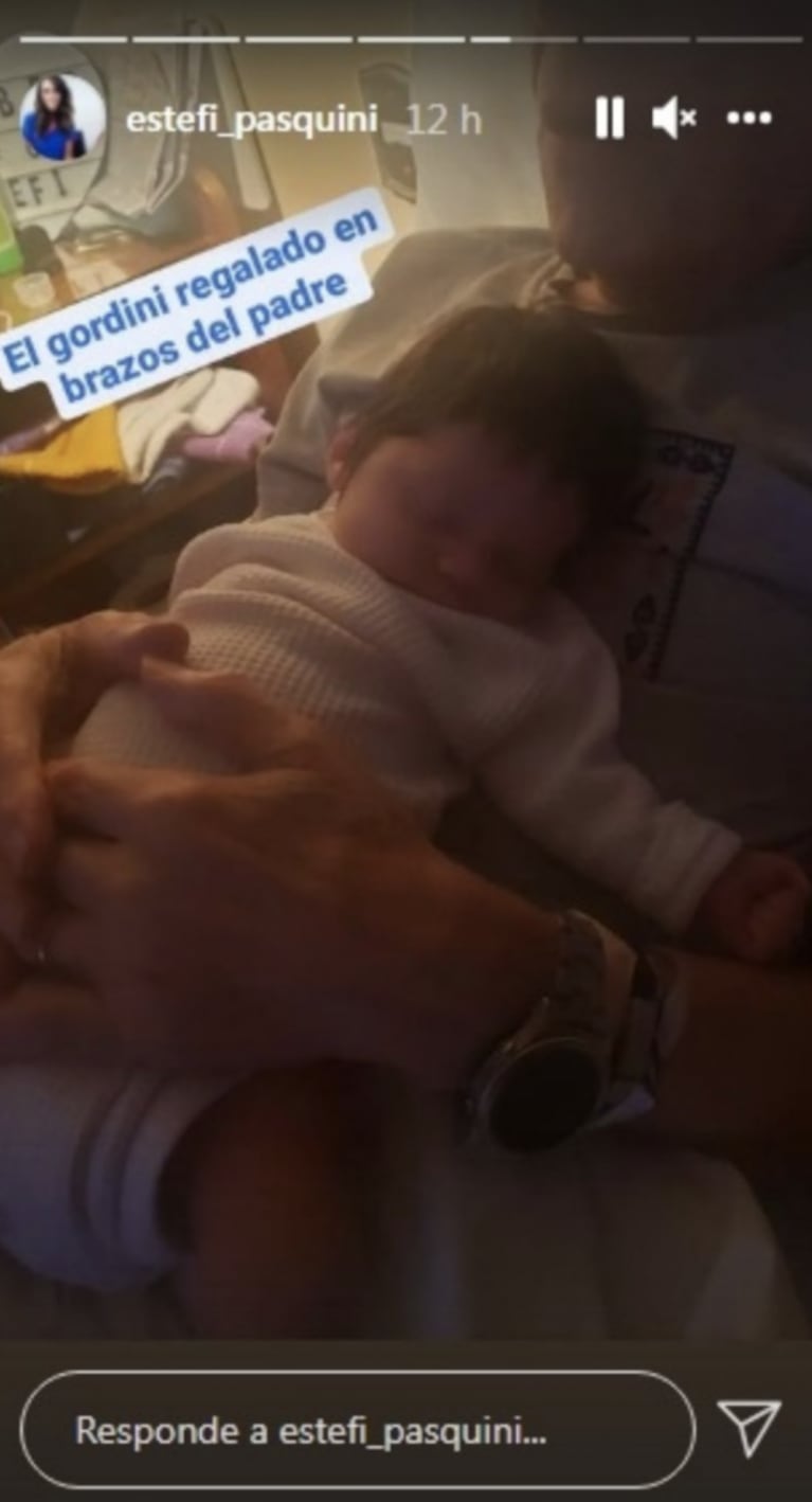 Estefanía Pasquini posteó una postal súper dulce de Alberto Cormillot con su hijo: "Regalado en brazos del padre"