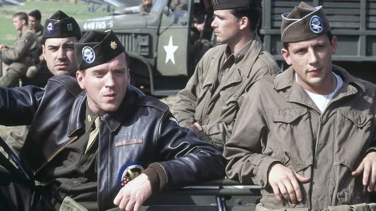 Estrenada en septiembre de 2001, la miniserie está disponible en HBO Max y Amazon Prime Video.