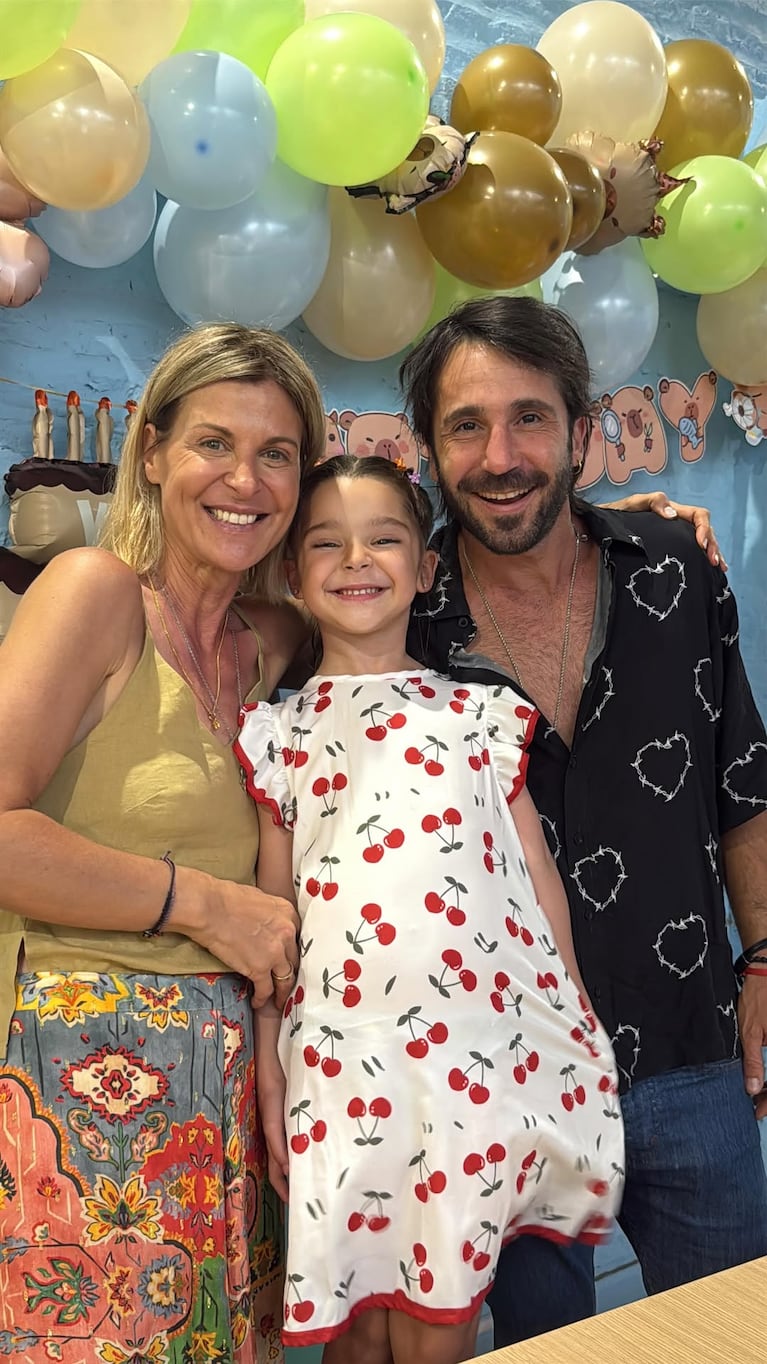 Eugenia Tobal, Ema y Francisco García Ibar. (Foto: @eugeniatobal)