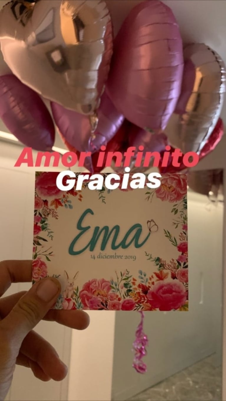 Eugenia Tobal mostró por primera vez la carita de su beba, Ema: "Nuestra cachorrita; todo es perfecto"