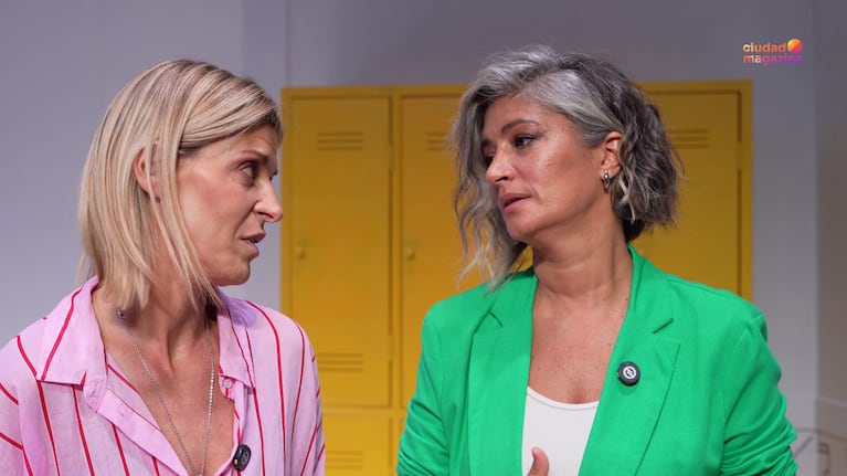 Eugenia Tobal y Carla Conte comparten El Chat de Mamis en el Multitabaris.