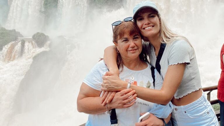 Eva Bargiela junto a su mamá (Foto: Captura Instagram /evabargiela)