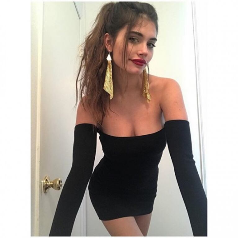 Eva de Dominici y su foto con súper escote: "¡Azúuucar!"