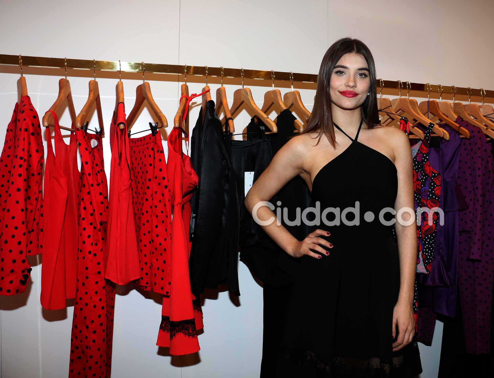 Eva de Domnici, en la inauguración de Las Oreiro (Foto: Movilpress) 
