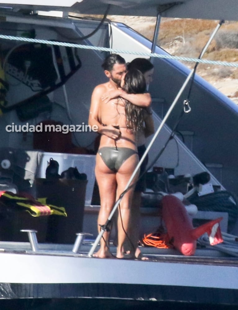 Eva Longoria y su marido, apasionados en Grecia: ¡espiá las fotos de la pareja a los arrumacos! 