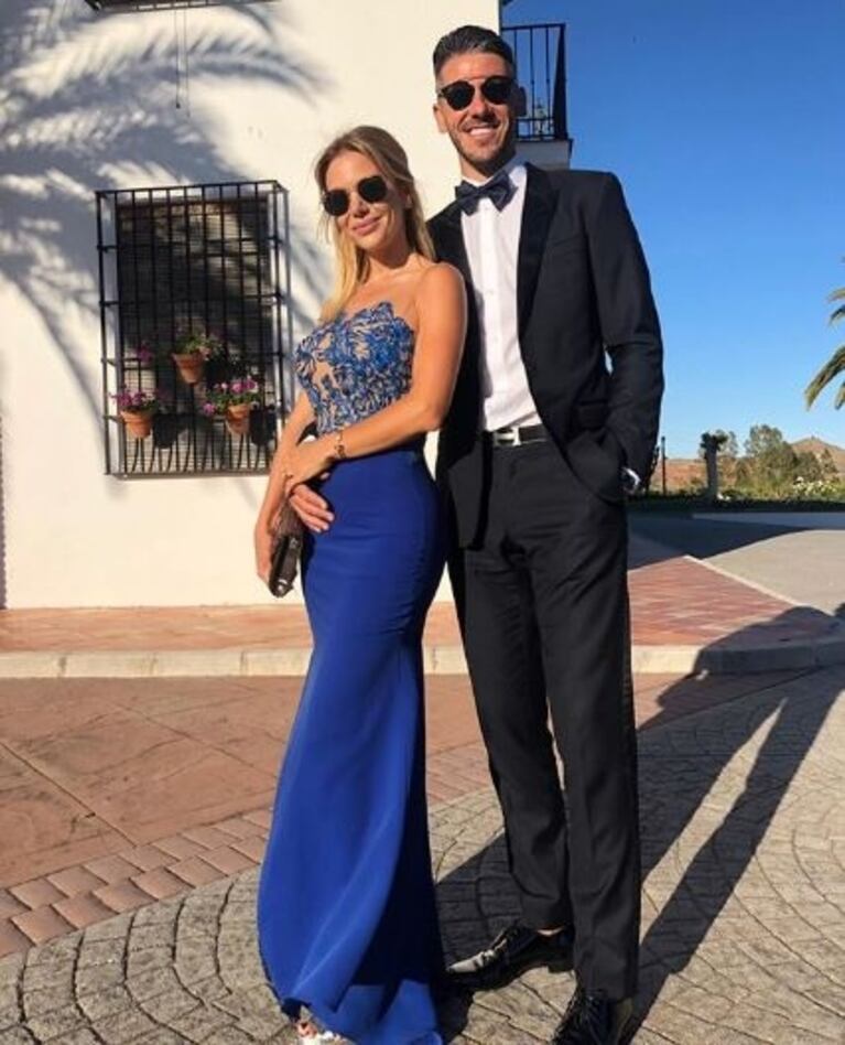 Evangelina Anderson y Martín Demichelis lucieron sus súper looks de fiesta: “De casorio”