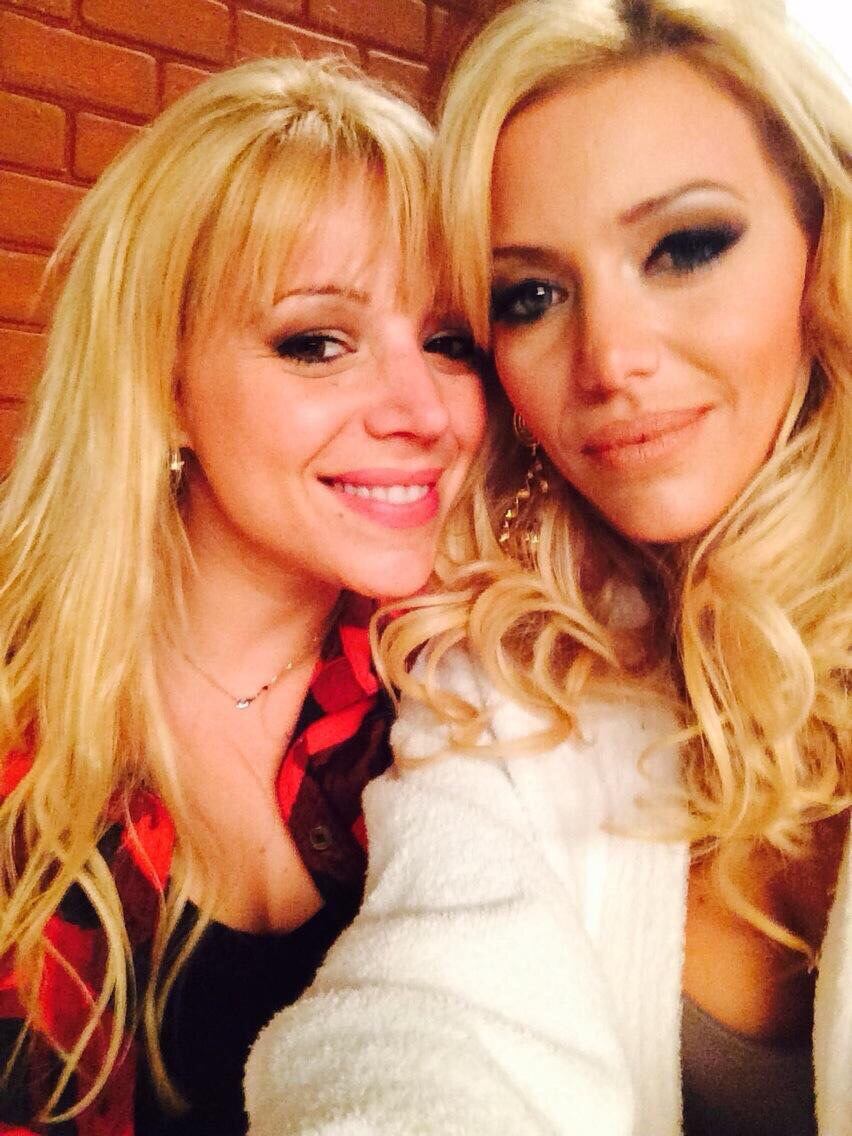 Evangelina Anderson y su hermana Celeste Paternó, su maquilladora oficial (Foto: Celeste Paternó)