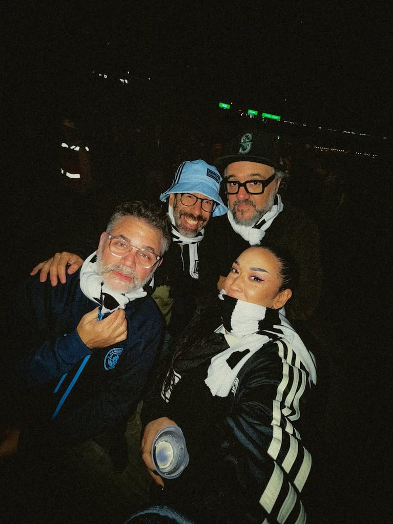 Evelyn Botto finge demencia y sube fotos con sus amigos en el show de Oasis: ¿y Fede Bal? | Créditos: Instagram @evelynbotto