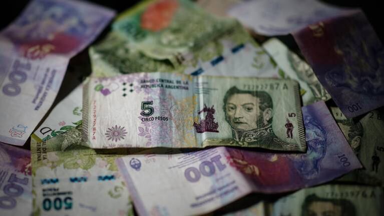 Extienden hasta fin de año el plazo para canjear los billetes de 5 pesos