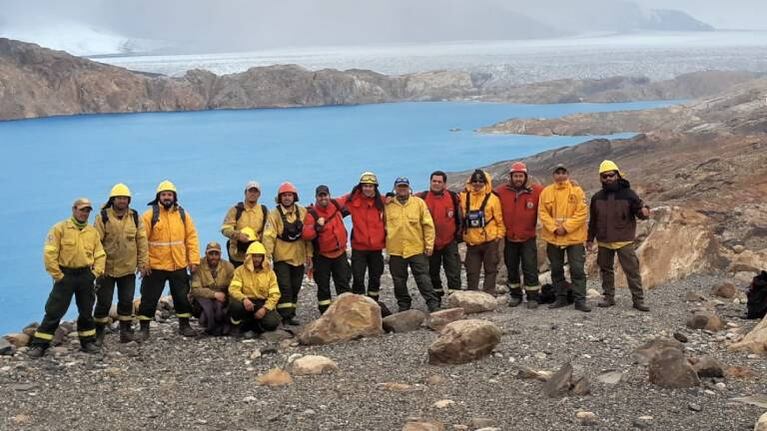 Extinguieron el incendio forestal en cercanías del Glaciar Upsala en Santa Cruz