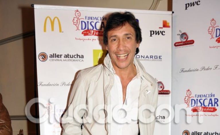 Fabián Gianola en la gala de Discar. (Foto: Jennifer Rubio)