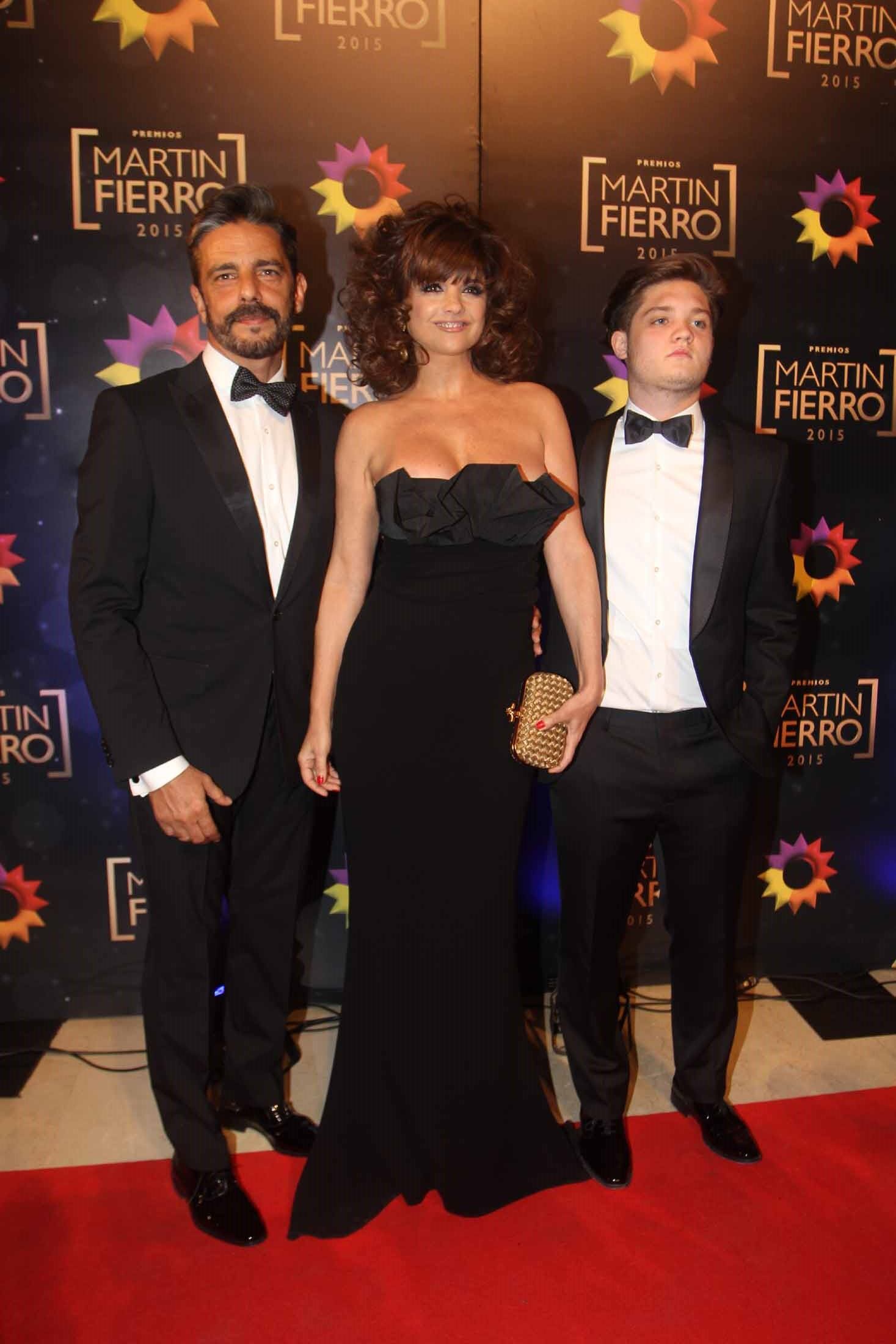 Fabián Mazzei, Araceli González y Toto Suar. (Foto: Movilpress- Ciudad.com). 