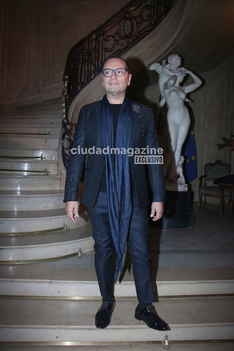 Fabián Medina Flores en el desfile de Claudio Cosano (Foto: Movilpress).
