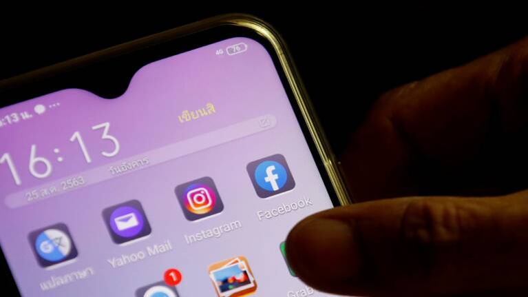 Fabricante de celulares Samsung y LG busca opciones para irse de la Argentina