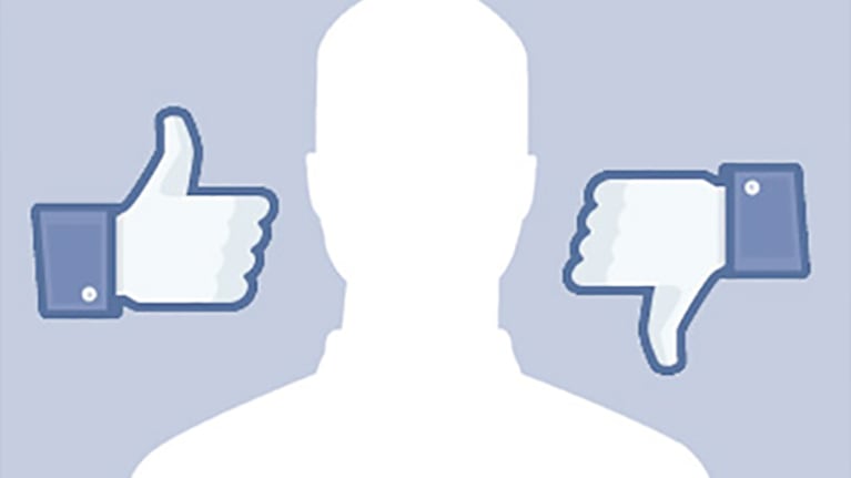 Facebook bloqueó su cuenta por llamarse "Culasso"