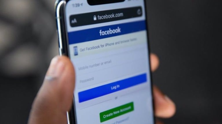 Facebook cambia la forma en que considera las cuentas de los usuarios para los anuncios