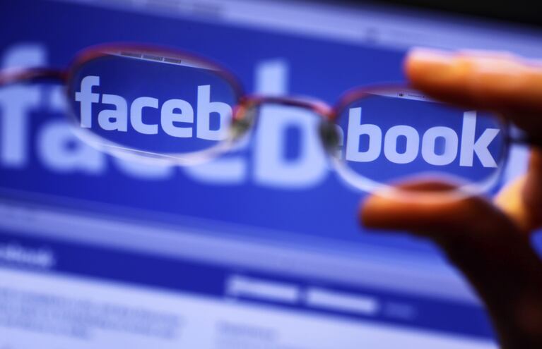 Facebook firma acuerdo con disquera Universal Music. Foto: DPA.