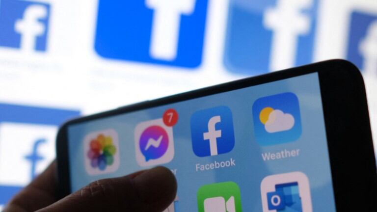  Facebook introduce la figura del experto en los Grupos. Foto: AFP.