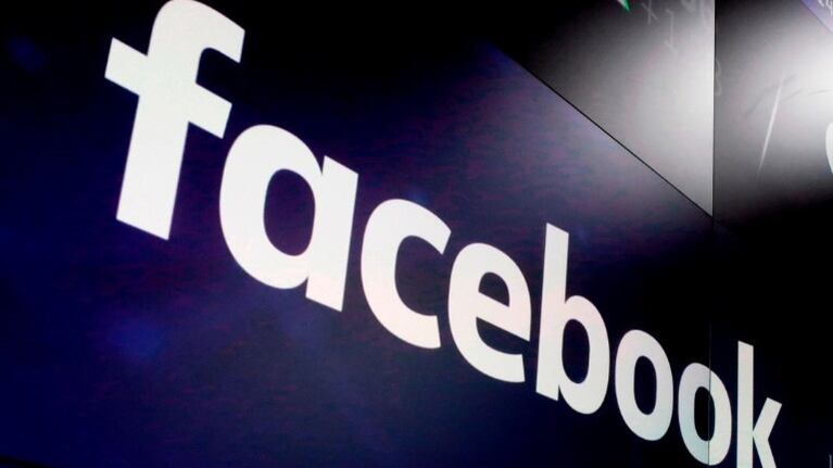 Facebook pone en prueba los grupos que violen las normas con sus contenidos. Foto: EP.