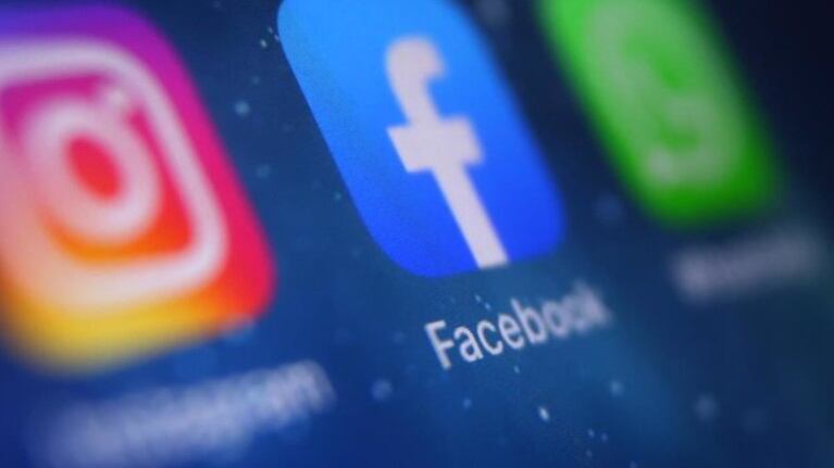 Facebook ralentiza la llegada de nuevos productos para analizar su reputación, según WSJ