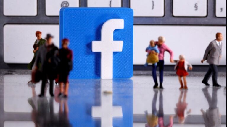 Facebook recupera una política sobre libertad de expresión que llevaba tres años "extraviada". Foto: Reuter