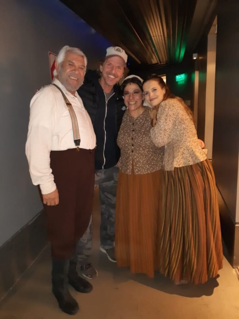 Facundo Arana aplaudió de pie a Sabrina Garciarena en el teatro