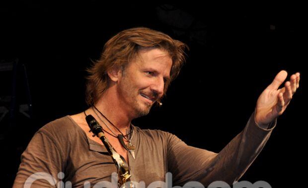 Facundo Arana presentó En el aire, su unipersonal. (Foto: Jennifer Rubio)