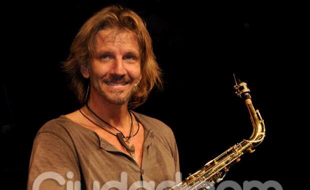 Facundo Arana presentó En el aire, su unipersonal. (Foto: Jennifer Rubio)