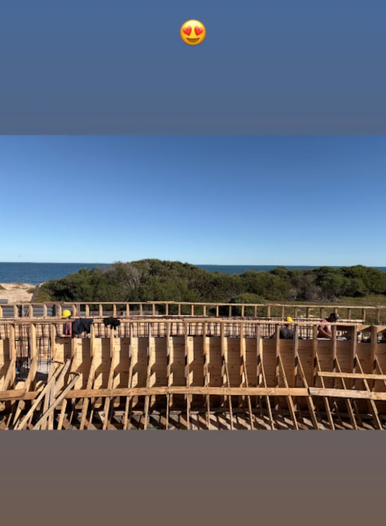 Facundo Pieres reveló fotos de la casa que construye en Uruguay: ¿la pensó con Zaira Nara? | Créditos: Instagram @facundopieres