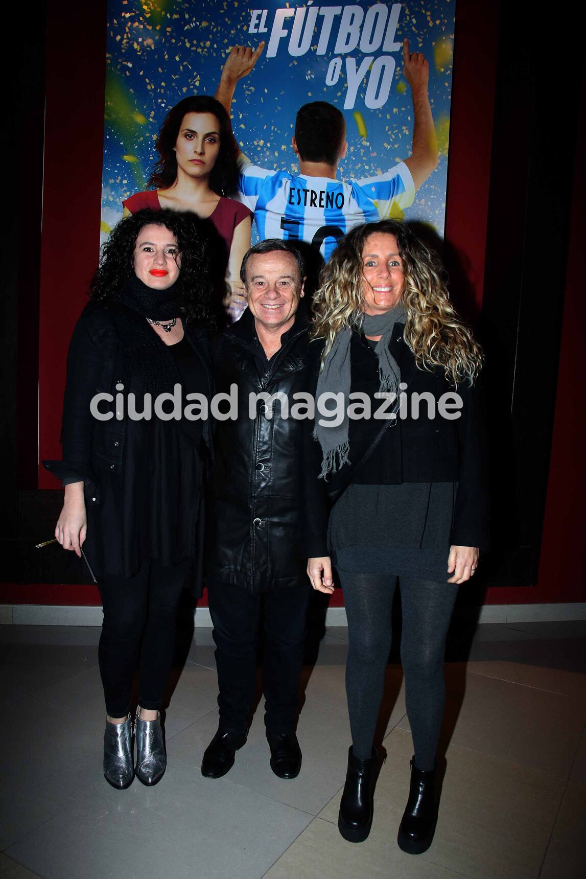 Famosos e invitados especiales en la avant premiere de El fútbol o yo. Foto: Movilpress.