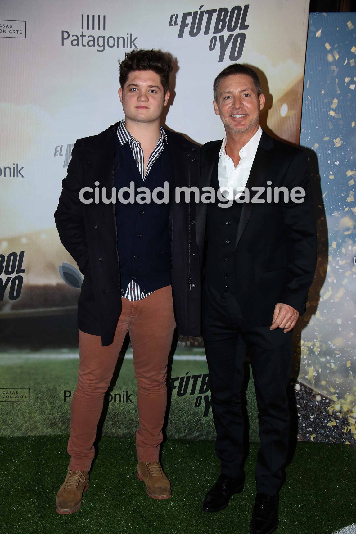 Famosos e invitados especiales en la avant premiere de El fútbol o yo. Foto: Movilpress.